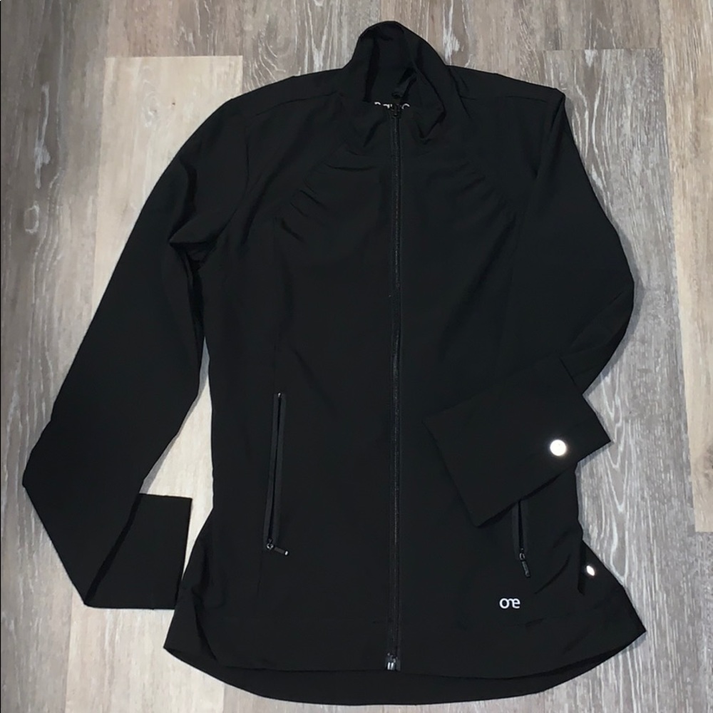 New without tags barco scrub jacket!